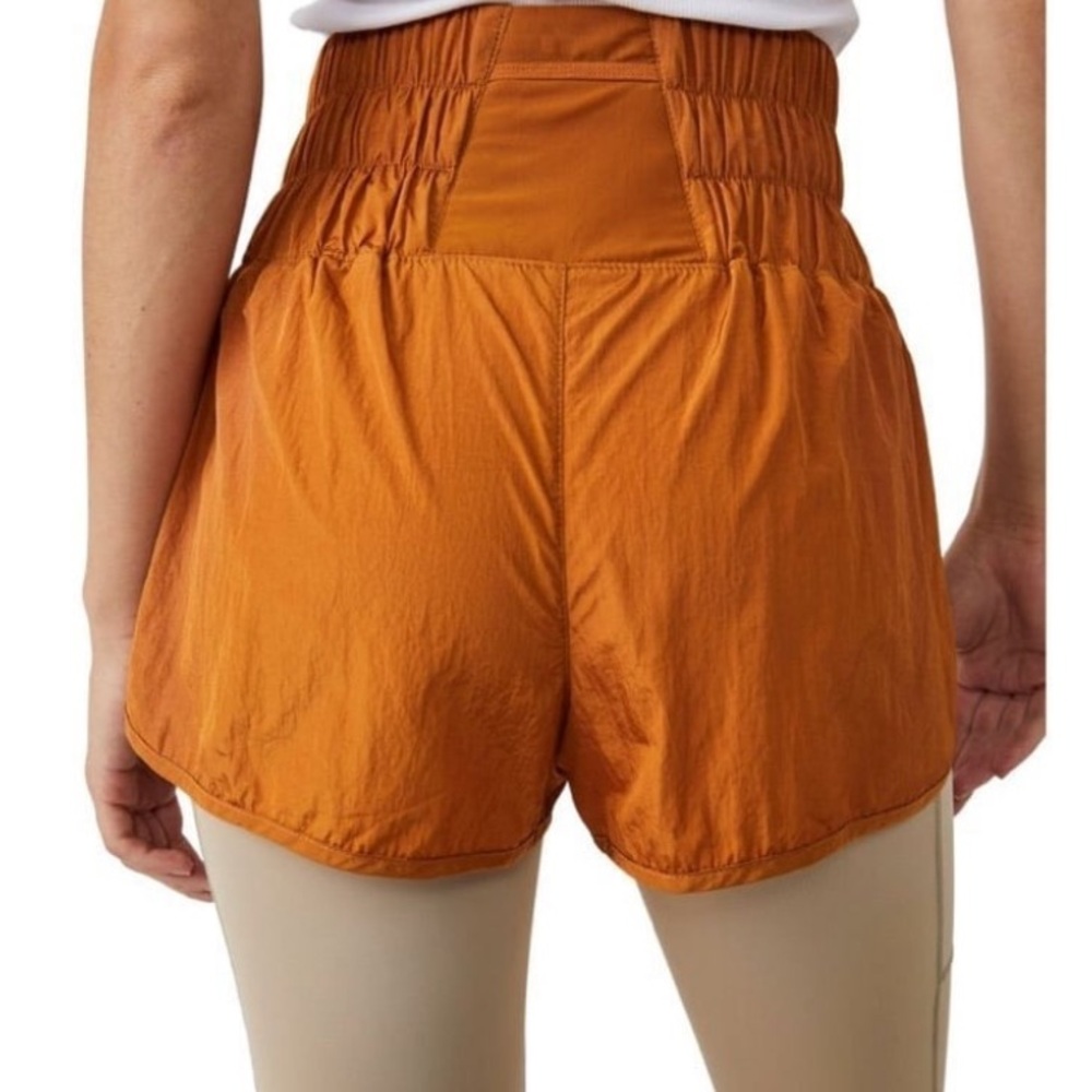 Free People Movement the way home shorts. Size medium & X-Large